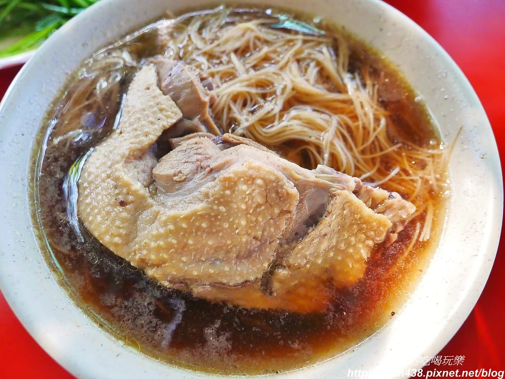 【高雄美食】福安粄條當歸鴨,必吃當歸鴨肉湯、豬腳、手工米血,來到美濃怎麼可以錯過它!! - 第18張圖 10
