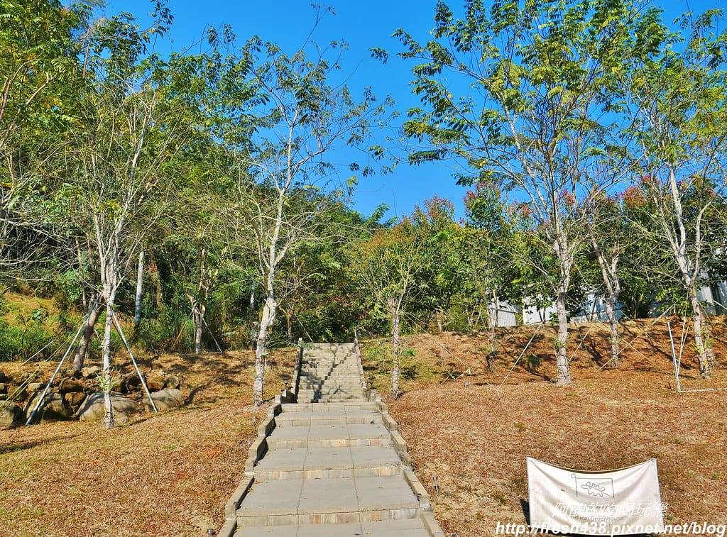 【高雄露營】蝶舞澗豪華露營,一泊三食超幸福,露營選擇Glamping,再也不會手忙腳亂。 - 第16張圖 8-3
