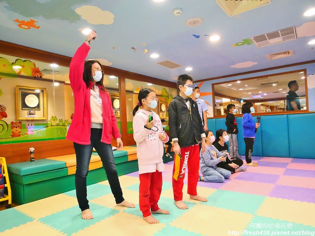 【台中親子飯店】長榮桂冠酒店(台中),雖是老飯店,但服務實在超貼心,還有多元親子設施供您玩耍喔。 - 第49張圖 32-9