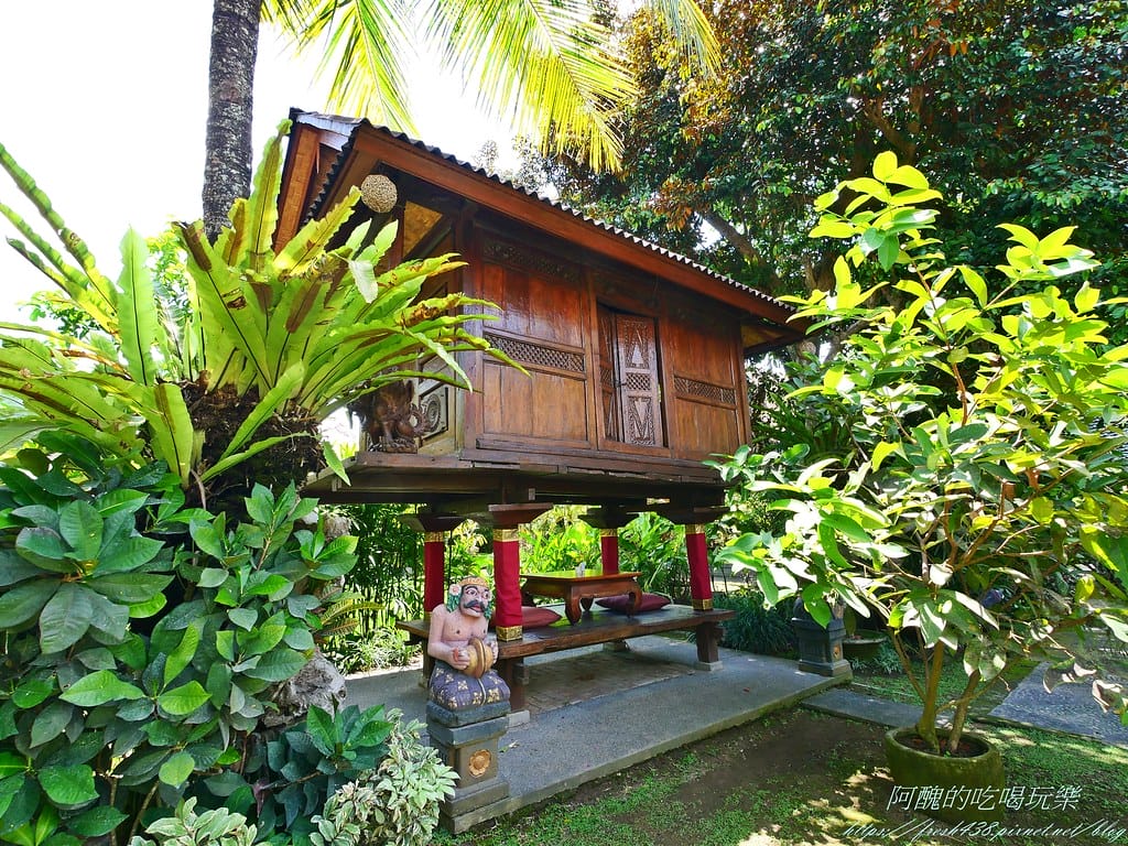 【峇里島美食】Laka Leke Restaurant脆皮髒鴨餐,絕美花園景觀餐廳,當地導遊大推的烏布美食,是我吃過最美味的髒鴨餐! - 第13張圖 P1015737