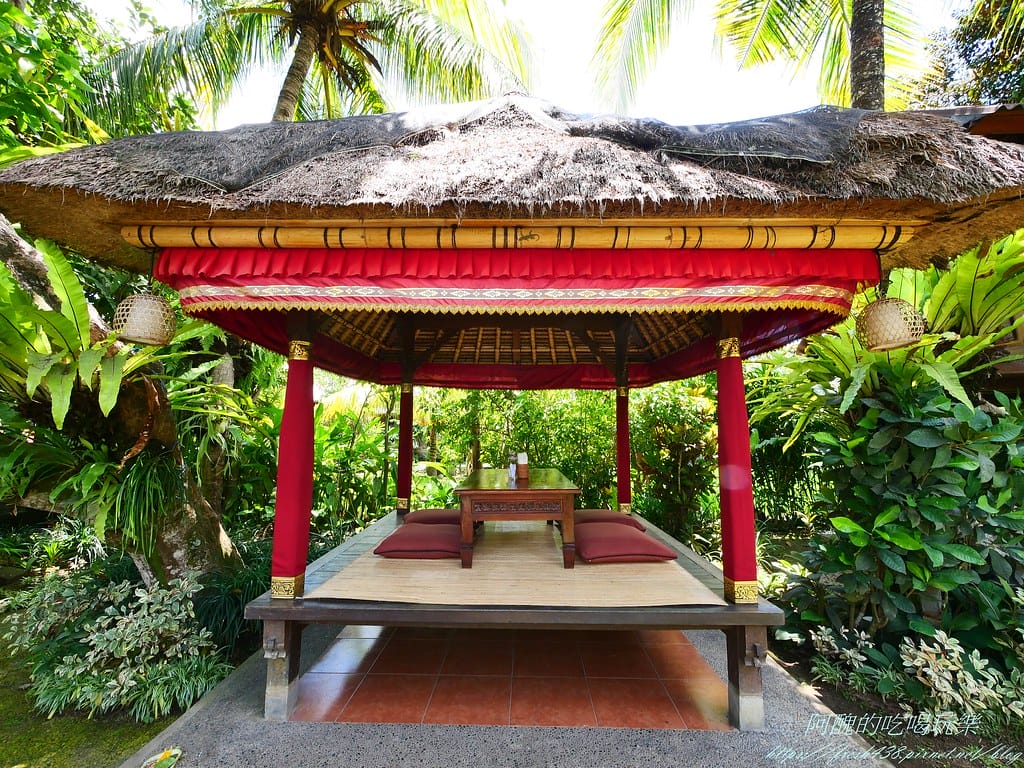 【峇里島美食】Laka Leke Restaurant脆皮髒鴨餐,絕美花園景觀餐廳,當地導遊大推的烏布美食,是我吃過最美味的髒鴨餐! - 第12張圖 P1015736