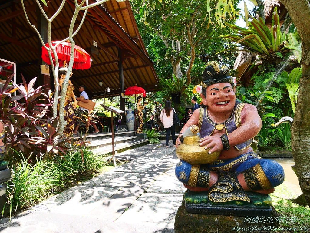 【峇里島美食】Laka Leke Restaurant脆皮髒鴨餐,絕美花園景觀餐廳,當地導遊大推的烏布美食,是我吃過最美味的髒鴨餐! - 第7張圖 P1015733