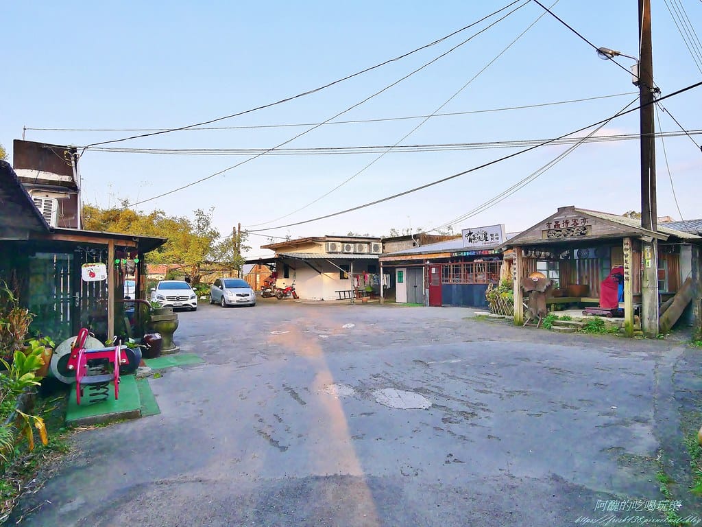 【宜蘭包棟民宿】有蟲咬屋,檜木民宿,2~14人皆可包棟,麻將、桌遊、撲克牌齊備,廚房任意使用,還可以烤肉喔。 - 第61張圖 42