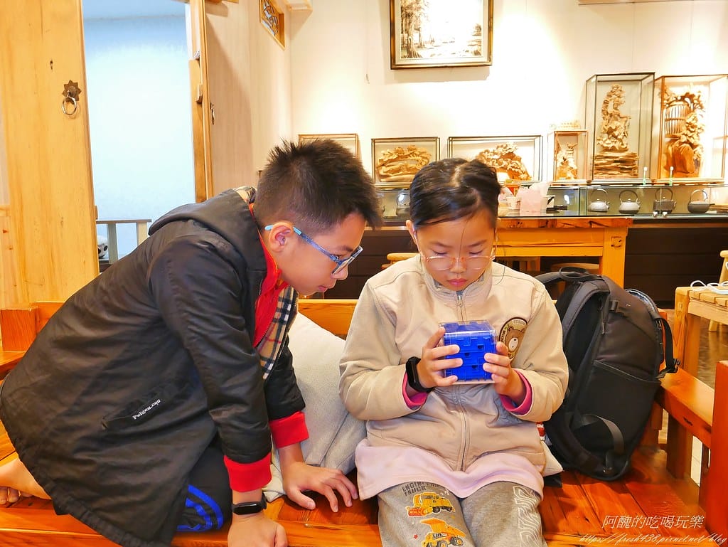 【宜蘭包棟民宿】有蟲咬屋,檜木民宿,2~14人皆可包棟,麻將、桌遊、撲克牌齊備,廚房任意使用,還可以烤肉喔。 - 第70張圖 49