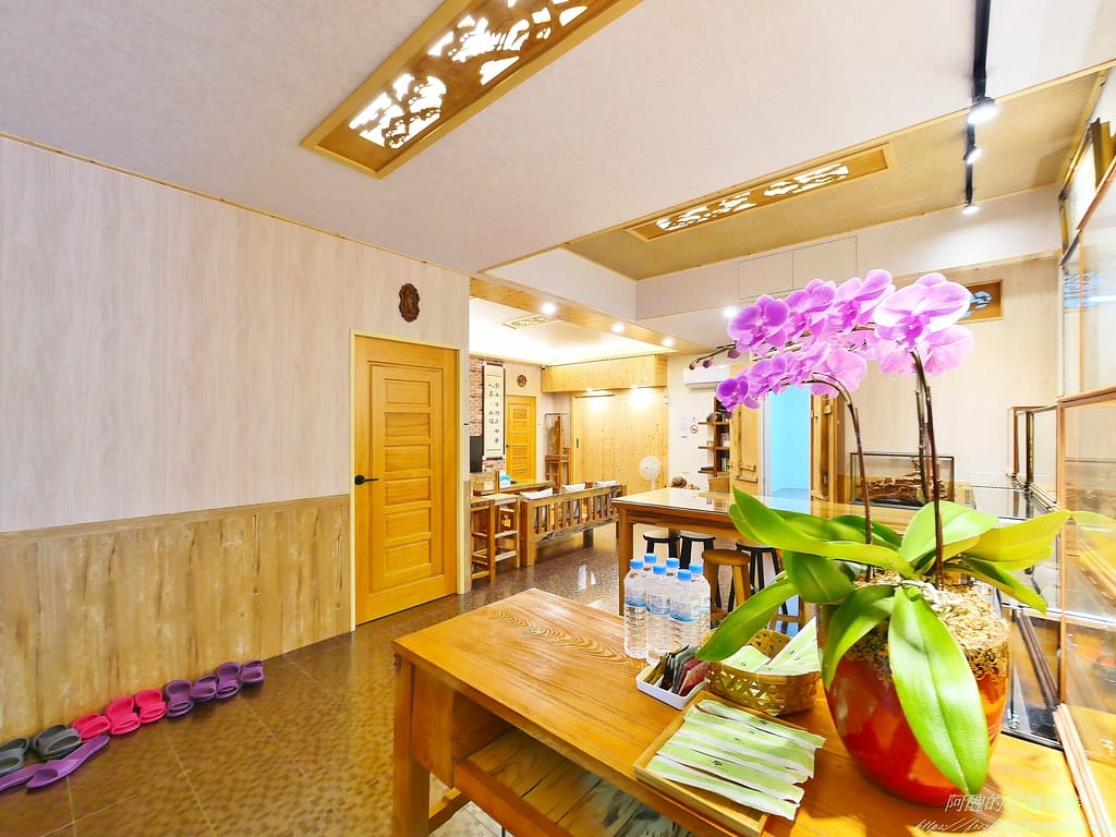【宜蘭包棟民宿】有蟲咬屋,檜木民宿,2~14人皆可包棟,麻將、桌遊、撲克牌齊備,廚房任意使用,還可以烤肉喔。 - 第9張圖 4