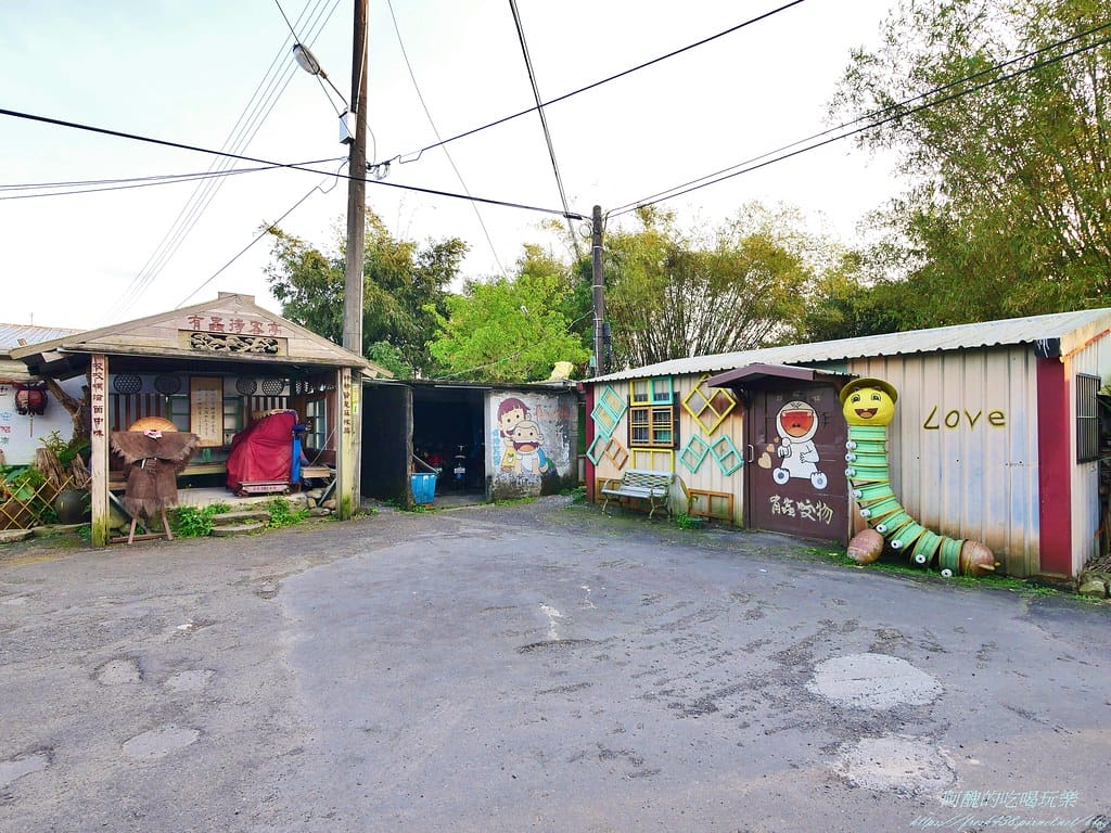 【宜蘭包棟民宿】有蟲咬屋,檜木民宿,2~14人皆可包棟,麻將、桌遊、撲克牌齊備,廚房任意使用,還可以烤肉喔。 - 第63張圖 43