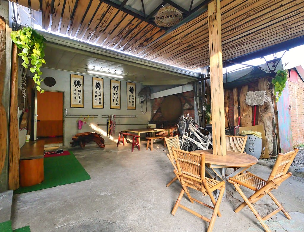 【宜蘭包棟民宿】有蟲咬屋,檜木民宿,2~14人皆可包棟,麻將、桌遊、撲克牌齊備,廚房任意使用,還可以烤肉喔。 - 第7張圖 3-1