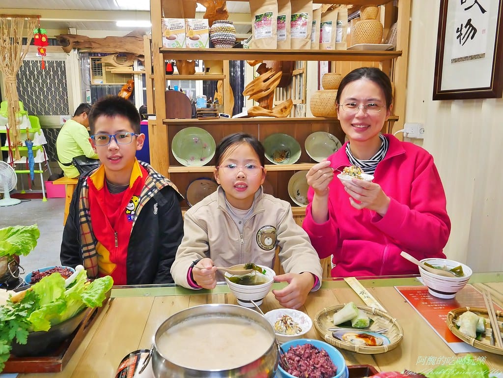 【宜蘭美食】有蟲咬物文創餐屋,冬山鄉隱藏美食,有機食材真養生,香辣濃郁花生鍋超正點。 - 第54張圖 51