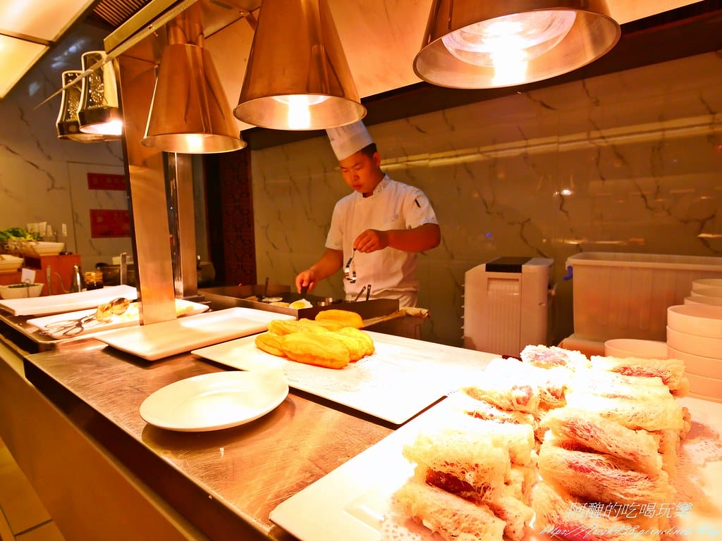 【河南住宿】中州國際飯店,姚砦聶莊站A2出口旁,交通超便利、鄰近商場,早餐豐盛又美味,必吃油條! - 第41張圖 P1008325
