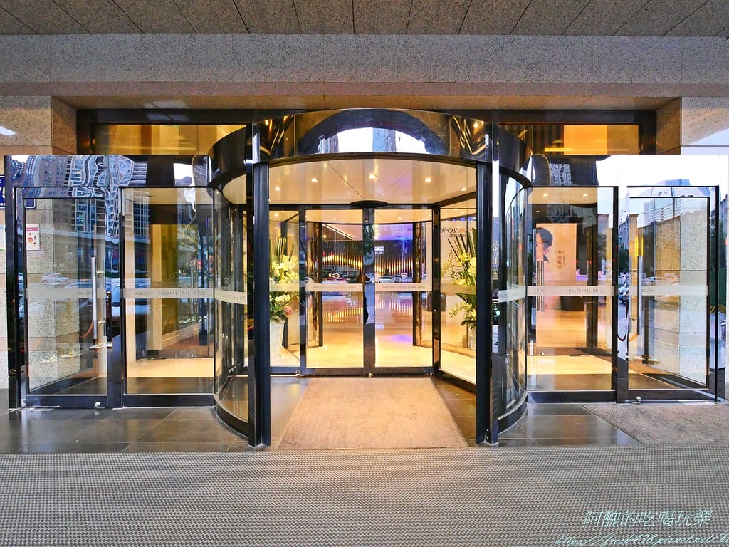 【河南住宿】中州國際飯店,姚砦聶莊站A2出口旁,交通超便利、鄰近商場,早餐豐盛又美味,必吃油條! - 第10張圖 P1008294