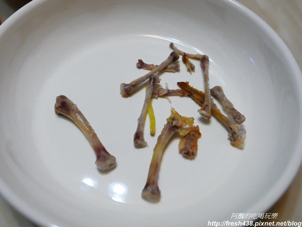 【氣炸鍋食譜】氣炸蠔油雞翅,2種食材,不沾粉,好吃到小孩搶破頭啊! - 第17張圖 P1940882