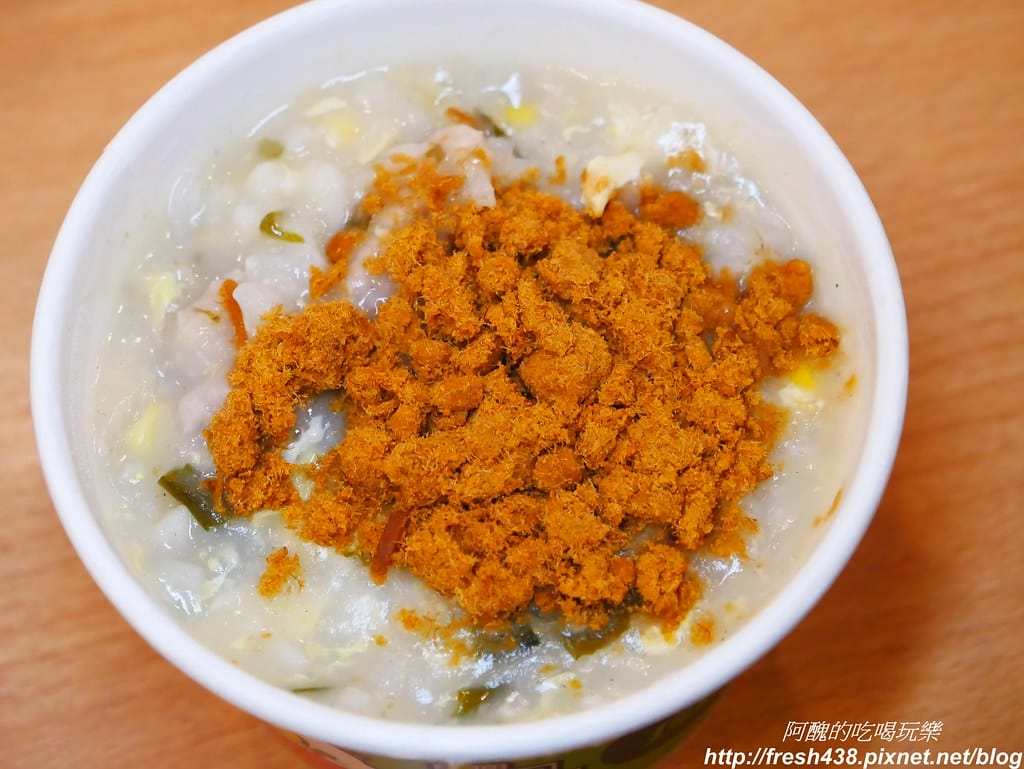 【高雄美食】丹丹漢堡(三多店),南部必吃速食店,最新菜單/停車資訊大公開。 - 第29張圖 P1940930