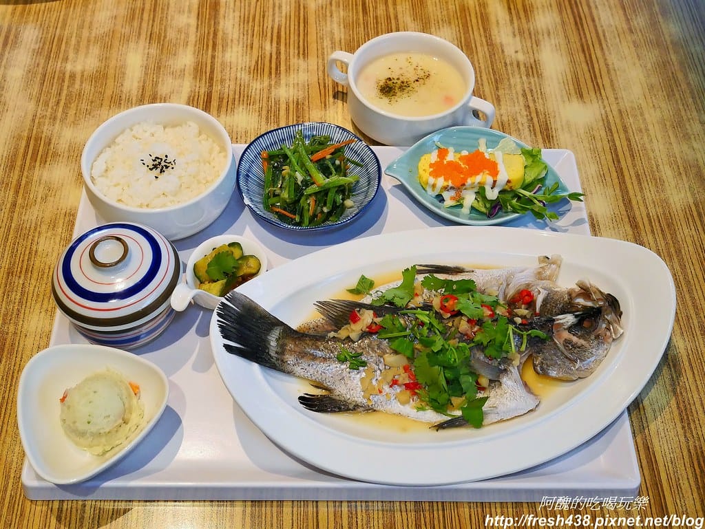 【宜蘭美食】綠海咖啡坊,中西式料理皆出眾,完美複合式餐飲,更是親子友善餐廳,生日免費慶生還送您蛋糕。 - 第76張圖 40
