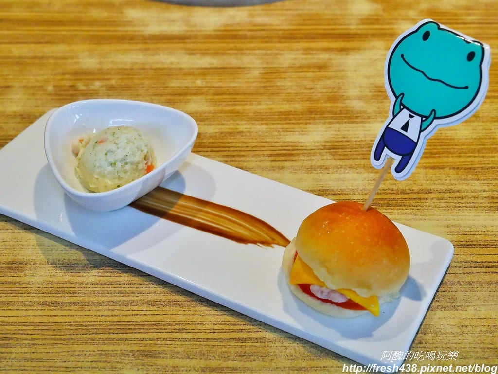 【宜蘭美食】綠海咖啡坊,中西式料理皆出眾,完美複合式餐飲,更是親子友善餐廳,生日免費慶生還送您蛋糕。 - 第71張圖 37-0