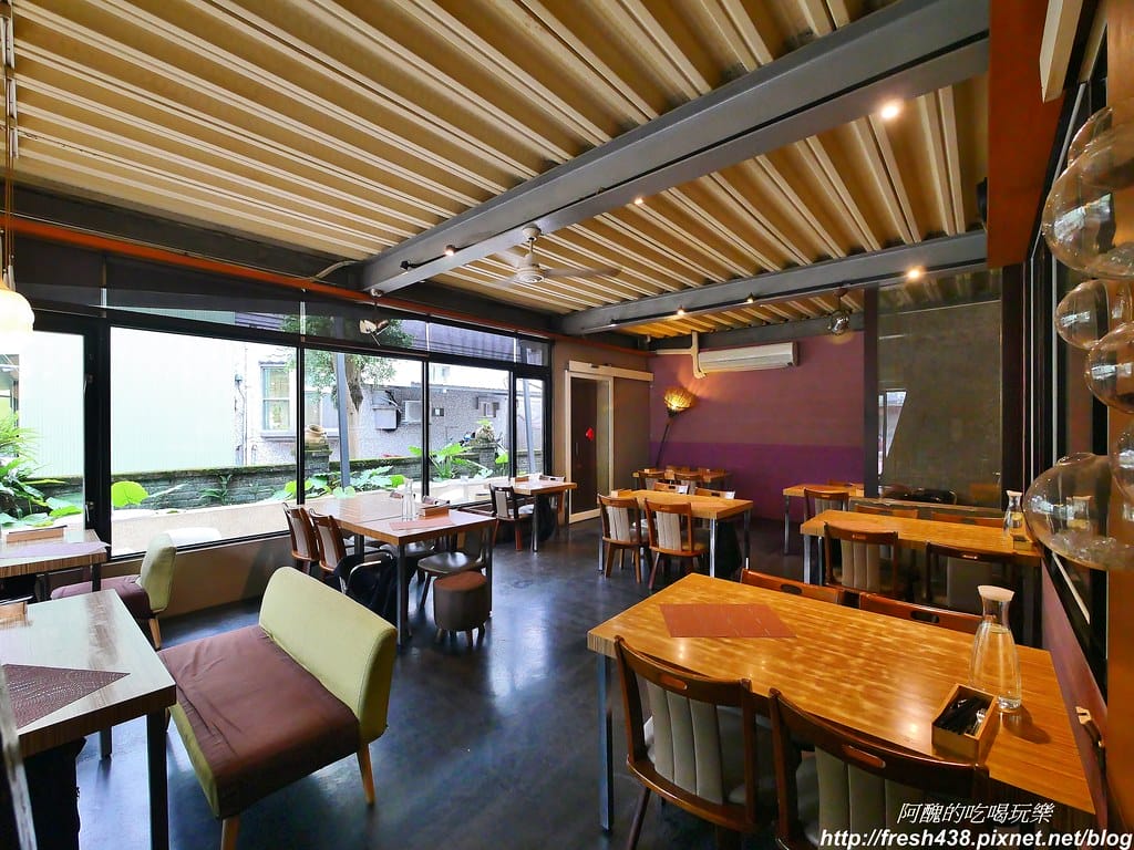 【宜蘭美食】綠海咖啡坊,中西式料理皆出眾,完美複合式餐飲,更是親子友善餐廳,生日免費慶生還送您蛋糕。 - 第17張圖 10