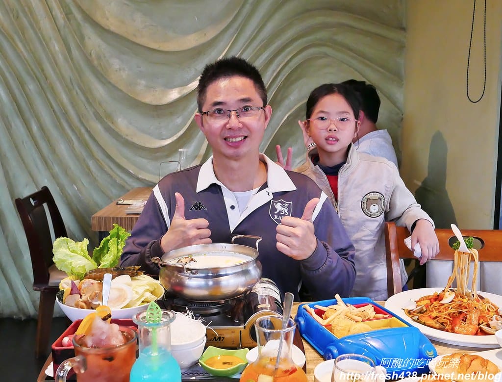 【宜蘭美食】綠海咖啡坊,中西式料理皆出眾,完美複合式餐飲,更是親子友善餐廳,生日免費慶生還送您蛋糕。 - 第66張圖 37-5