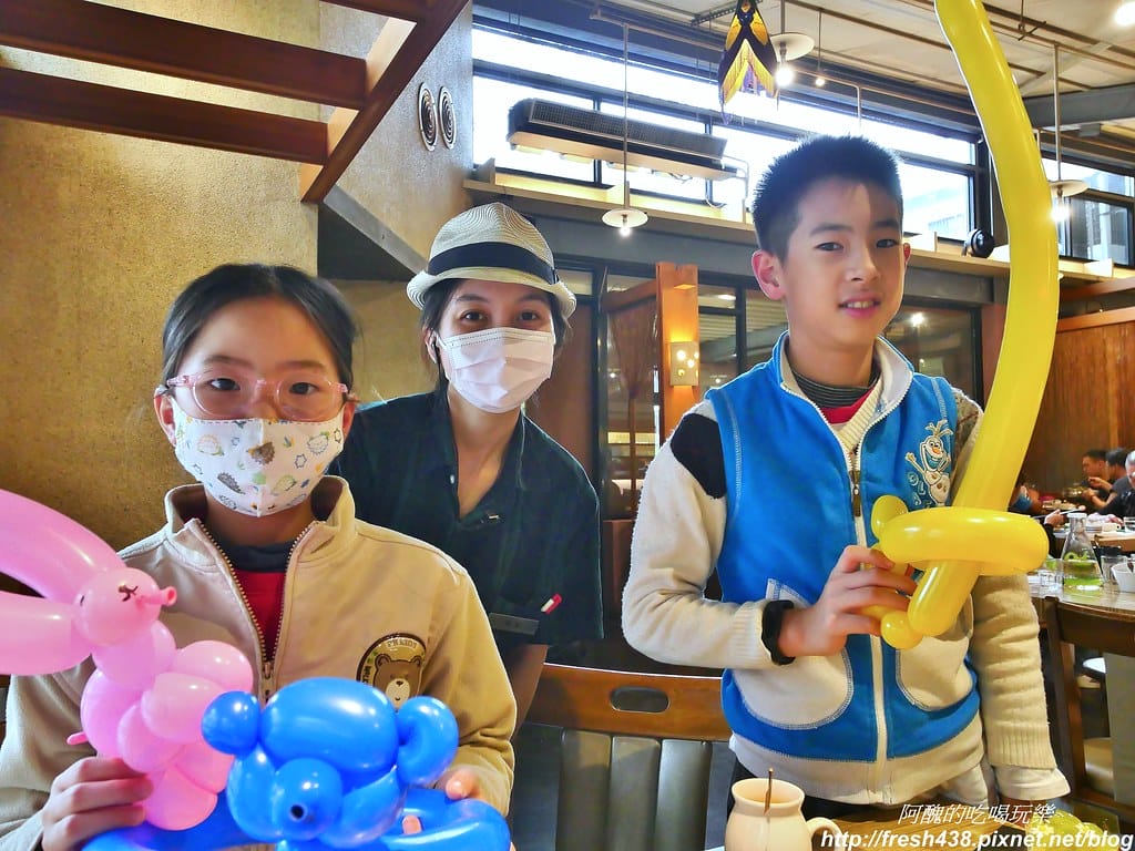 【宜蘭美食】綠海咖啡坊,中西式料理皆出眾,完美複合式餐飲,更是親子友善餐廳,生日免費慶生還送您蛋糕。 - 第97張圖 63