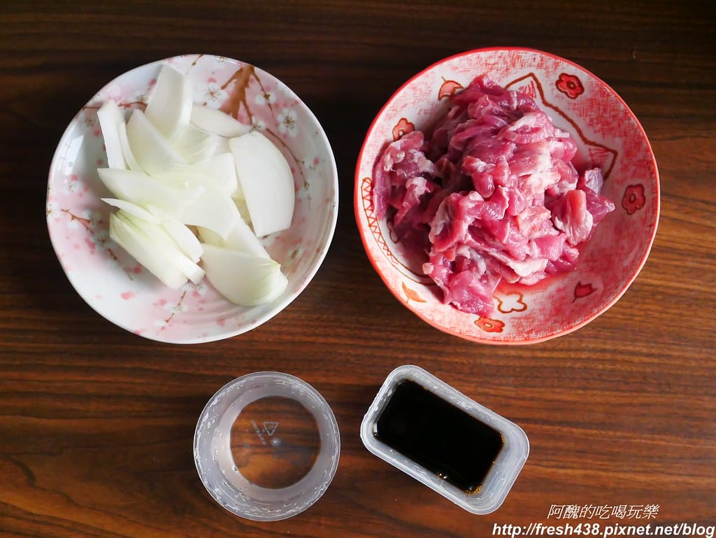 洋蔥燉肉,鮮甜中帶鹹香滋味,保證超下飯。 - 第2張圖 P1950879