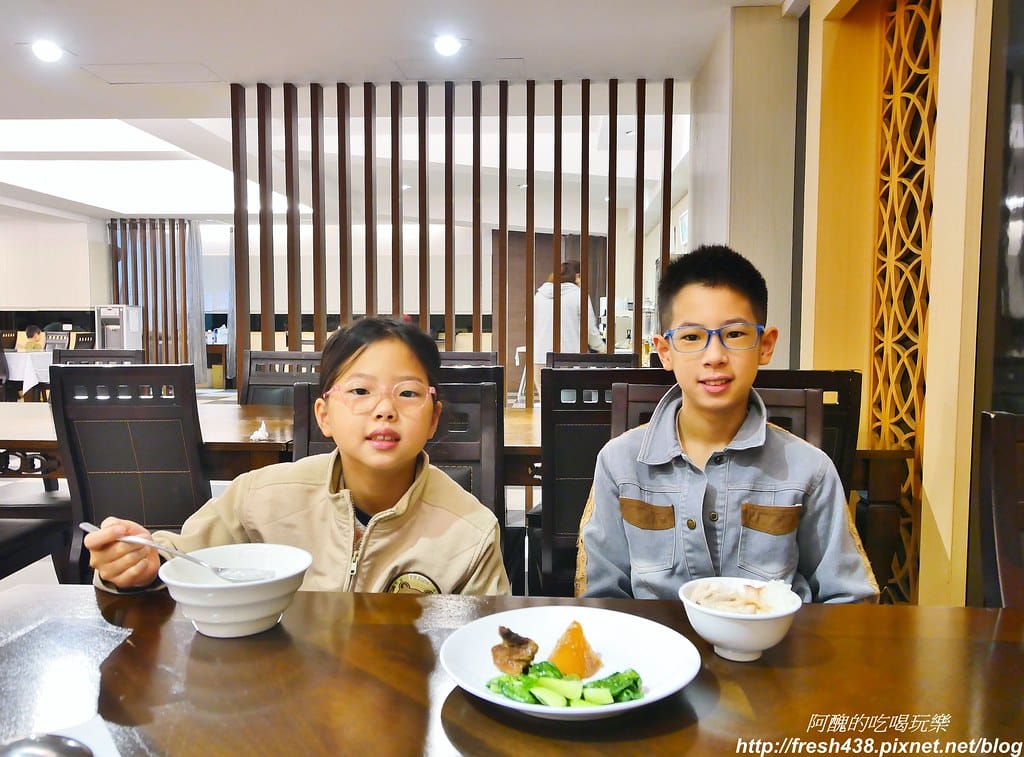 【嘉義親子飯店】冠閣大飯店,鄰近嘉義火車站,兒童遊戲區、親子房歡迎寶貝入住,另有專屬寵物房型哦! - 第95張圖 89