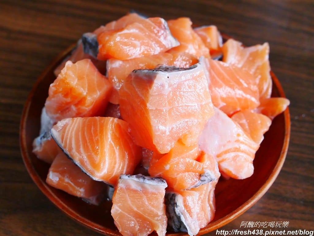 【電鍋食譜】鮭魚玉米炊飯,一鍵按下就搞定,營養豐富、作法超簡單。 - 第3張圖 P1960187