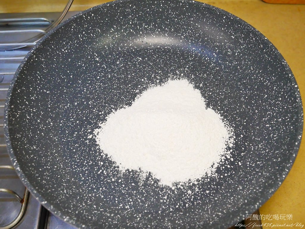 鮮奶麻糬,5分鐘完成,平底鍋就能做,不傷胃更健康! - 第3張圖 P1970646