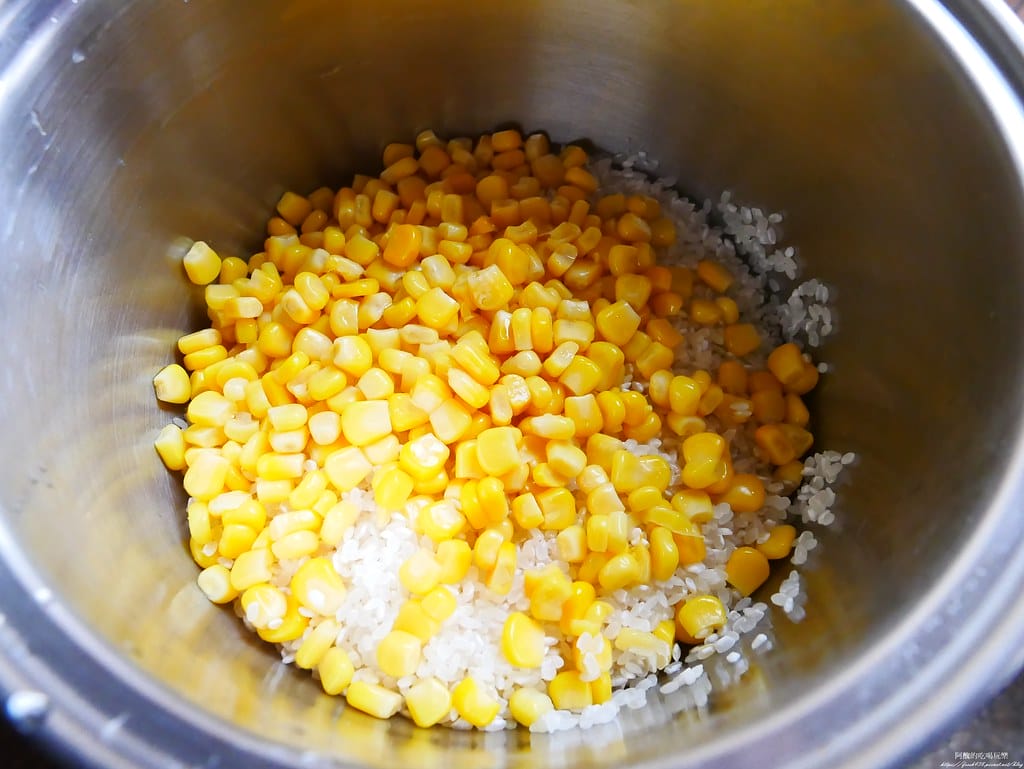 【電鍋食譜】蝦仁玉米炊飯,掌握一秘訣,蝦仁不過老,保證超好吃! - 第4張圖 P1980489