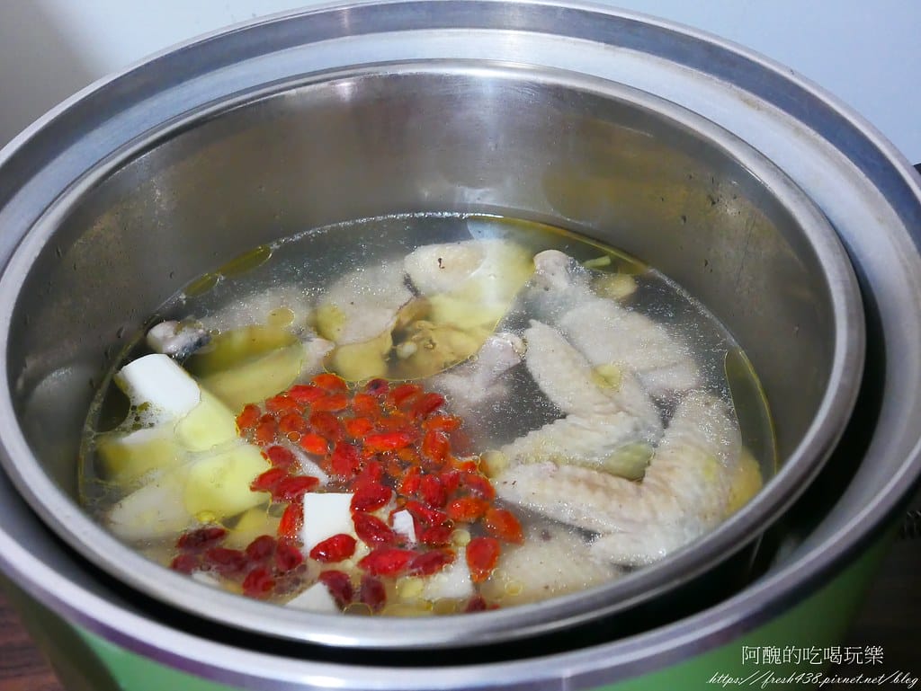 【電鍋食譜】山藥枸杞雞湯,止咳化痰、健脾益胃的湯品。 - 第10張圖 P1980627