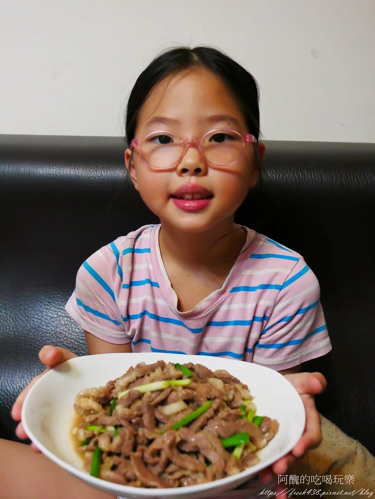 蠔油肉絲,軟嫩入味,是配飯的好料理。 - 第11張圖 P1990131