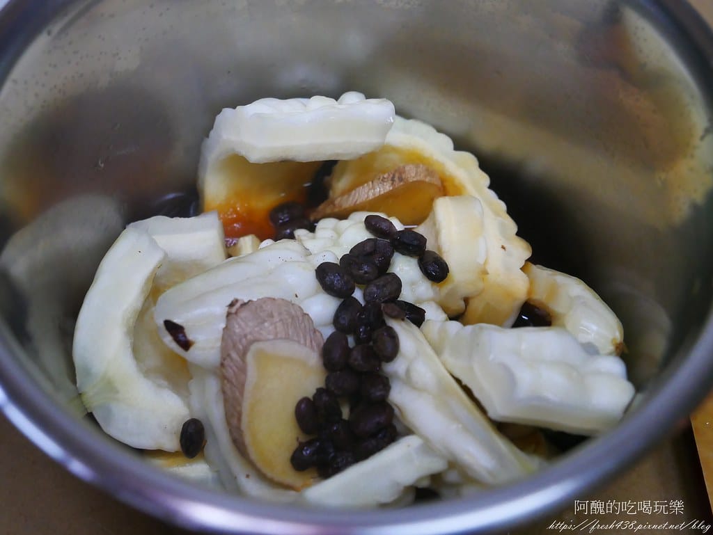 【素食料理】電鍋版豆豉苦瓜,無油煙煮法,甘甜香醇好下飯。 - 第14張圖 P1990276