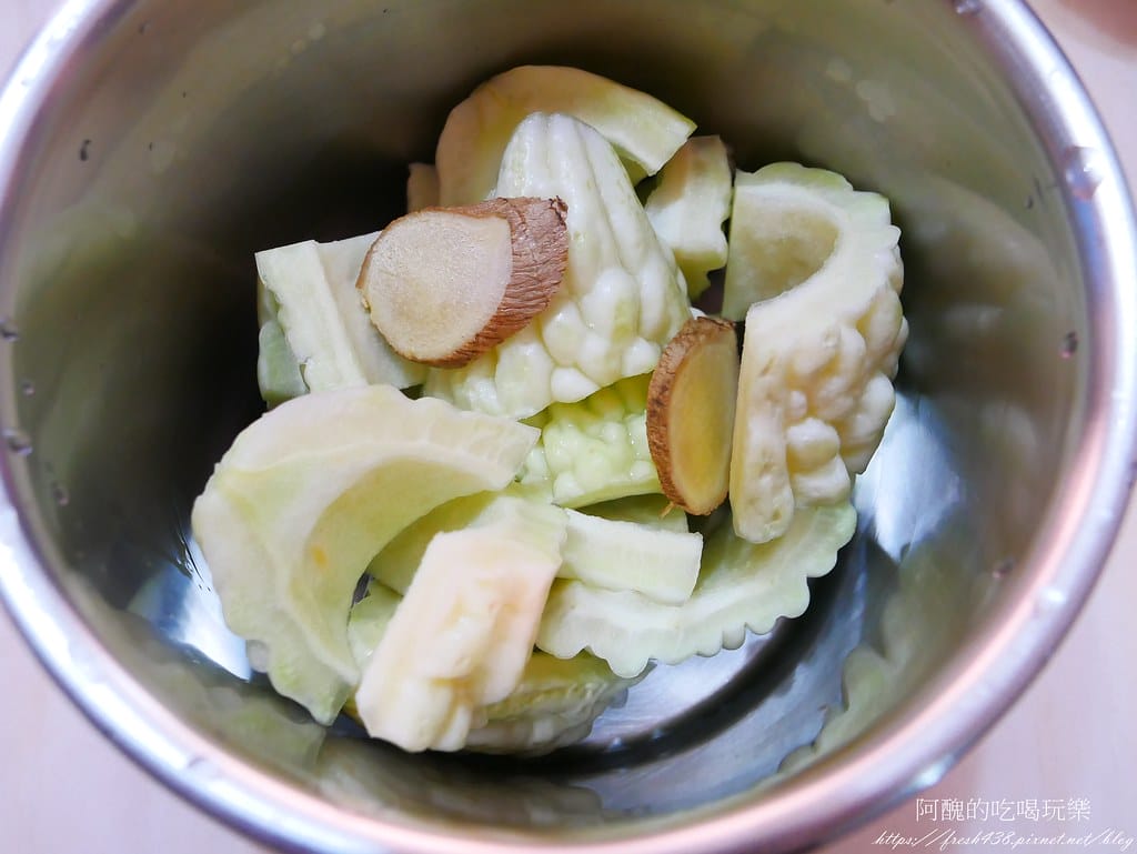 【素食料理】電鍋版豆豉苦瓜,無油煙煮法,甘甜香醇好下飯。 - 第7張圖 P1990269