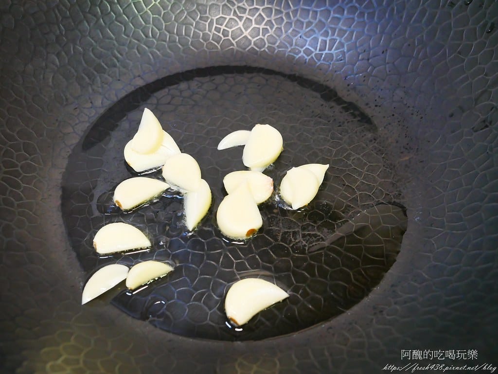 蒜香雞腿,10分鐘上桌,鹹香下飯。 - 第3張圖 P1990283