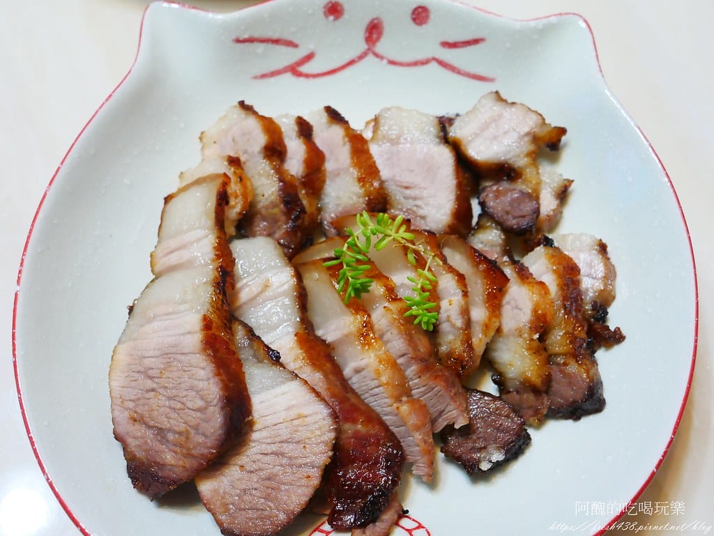 【氣炸鍋食譜】氣炸五花肉,4樣材料就完成,燒肉這樣做超簡單,太銷魂啦! - 第17張圖 P1990352