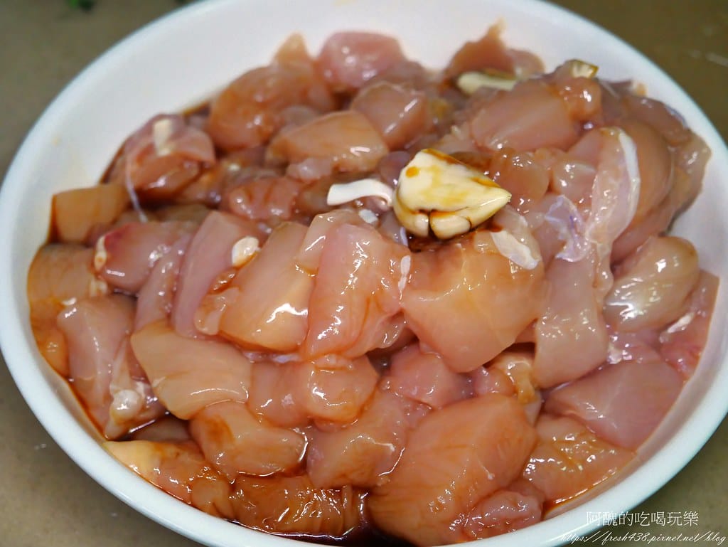 雞肉蓋飯,雞胸肉煮的親子丼,軟嫩到讓孩子吃光光! - 第4張圖 P1990360