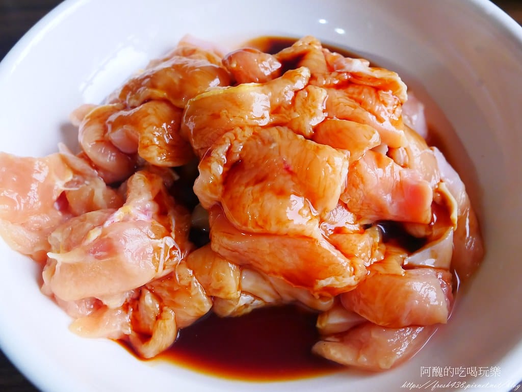 小黃瓜炒雞胸肉,不沾粉,雞胸肉可以很軟嫩,低脂高蛋白,超好吃! - 第3張圖 P1990438