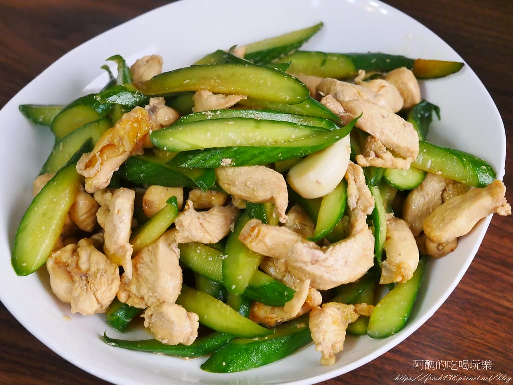 小黃瓜炒雞胸肉,不沾粉,雞胸肉可以很軟嫩,低脂高蛋白,超好吃! - 第7張圖 P1990442
