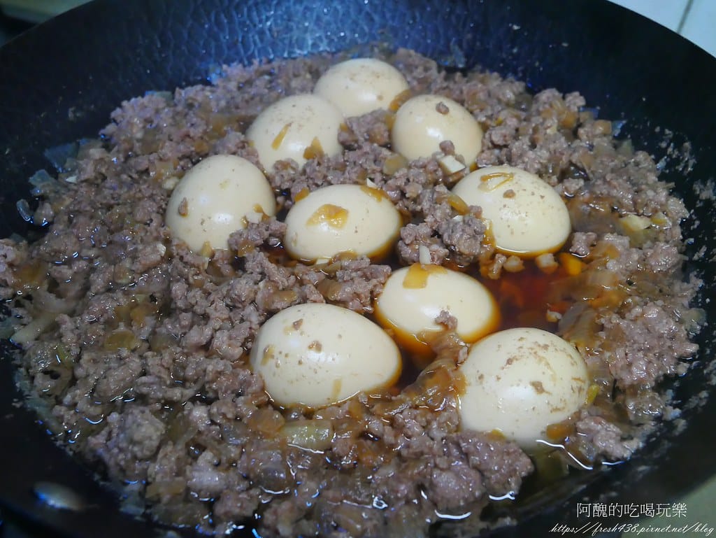 蒜香洋蔥滷肉飯,香到讓人猛流口水,還不學起來。 - 第11張圖 P1990519