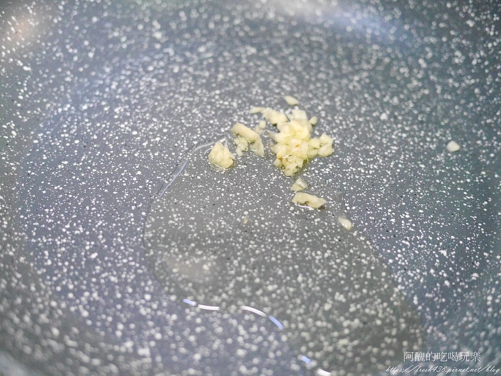 青江菜炒蛋,高鈣料理,幫助長高、頭好壯壯。 - 第6張圖 P2430944
