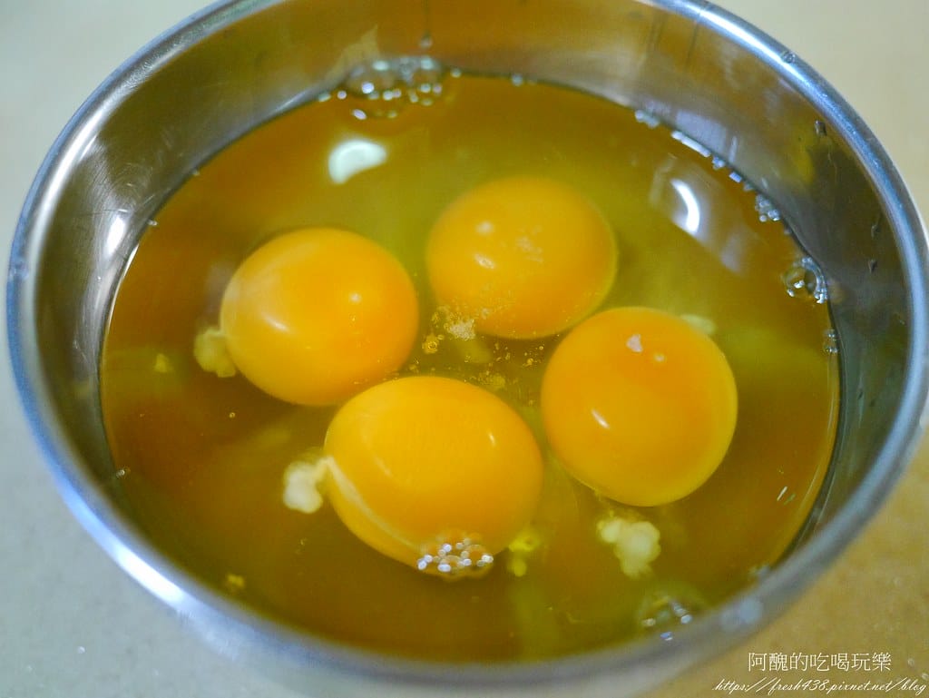 青江菜炒蛋,高鈣料理,幫助長高、頭好壯壯。 - 第4張圖 P2430942