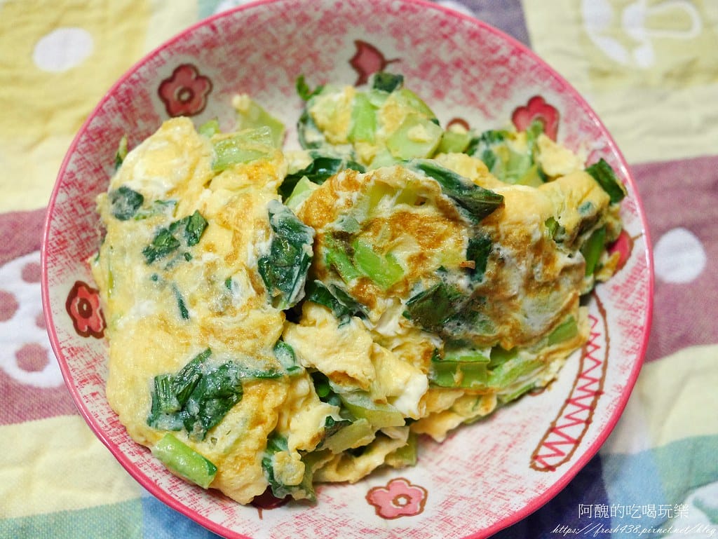 青江菜炒蛋,高鈣料理,幫助長高、頭好壯壯。 - 第11張圖 P2430954