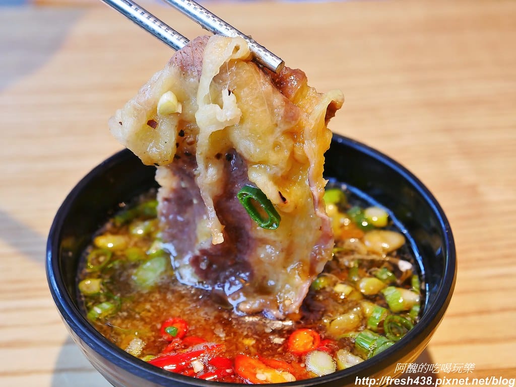 【捷運美食】韓國「直火蒸」扁柏蒸食x鐵火鍋-新店店,259元吃到飽餐廳,紙火鍋好特別,扁柏蒸食超清爽! - 第83張圖 52-00