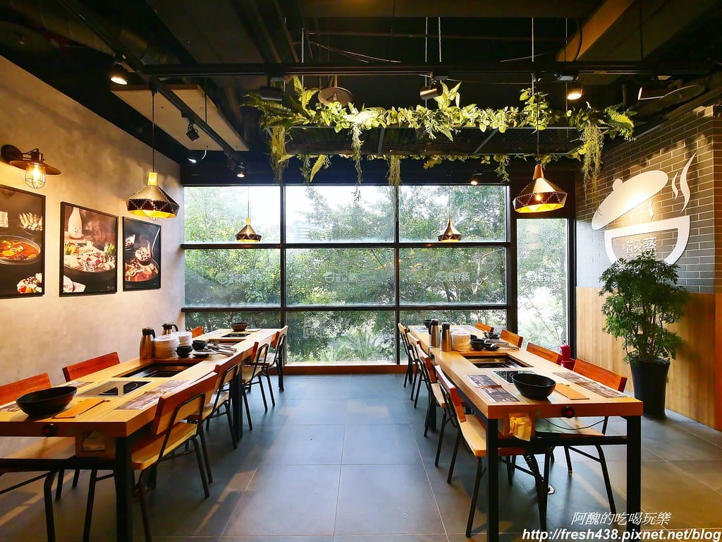 【捷運美食】韓國「直火蒸」扁柏蒸食x鐵火鍋-新店店,259元吃到飽餐廳,紙火鍋好特別,扁柏蒸食超清爽! - 第15張圖 8