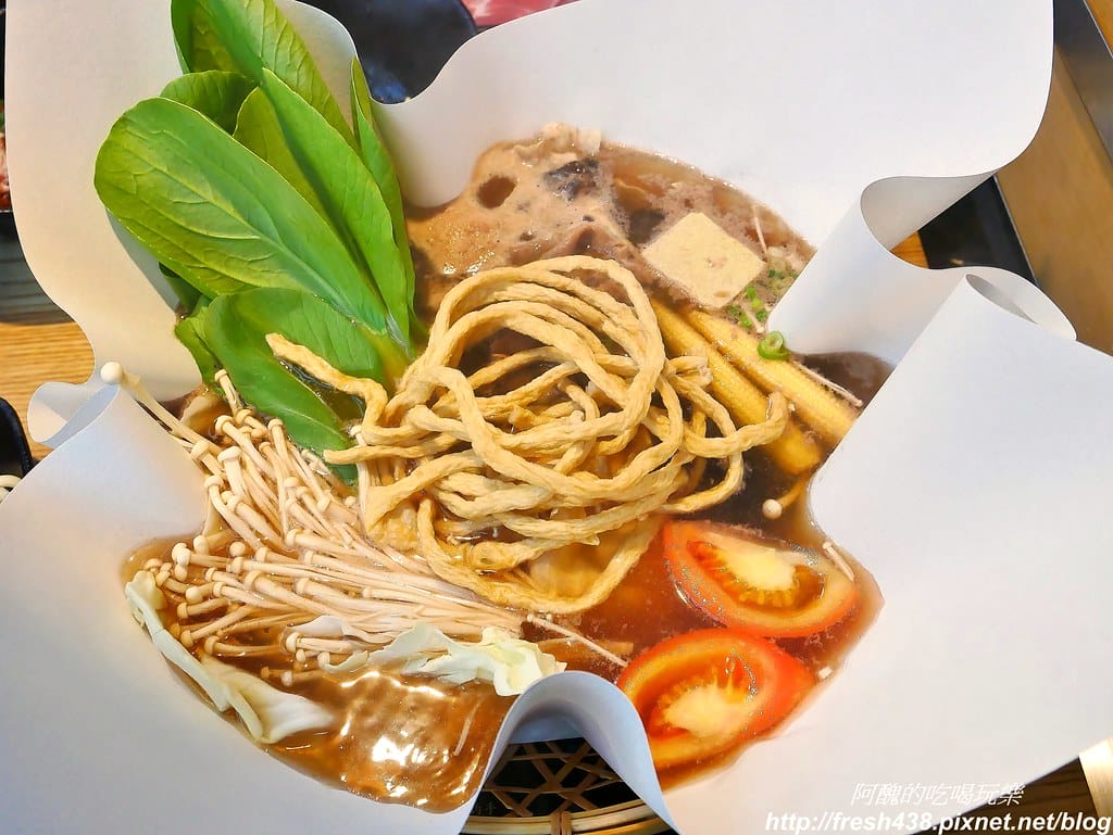 【捷運美食】韓國「直火蒸」扁柏蒸食x鐵火鍋-新店店,259元吃到飽餐廳,紙火鍋好特別,扁柏蒸食超清爽! - 第66張圖 49-0