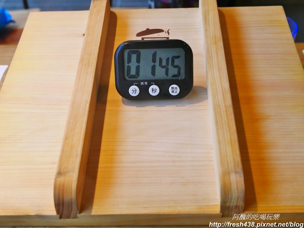 【捷運美食】韓國「直火蒸」扁柏蒸食x鐵火鍋-新店店,259元吃到飽餐廳,紙火鍋好特別,扁柏蒸食超清爽! - 第63張圖 48-2