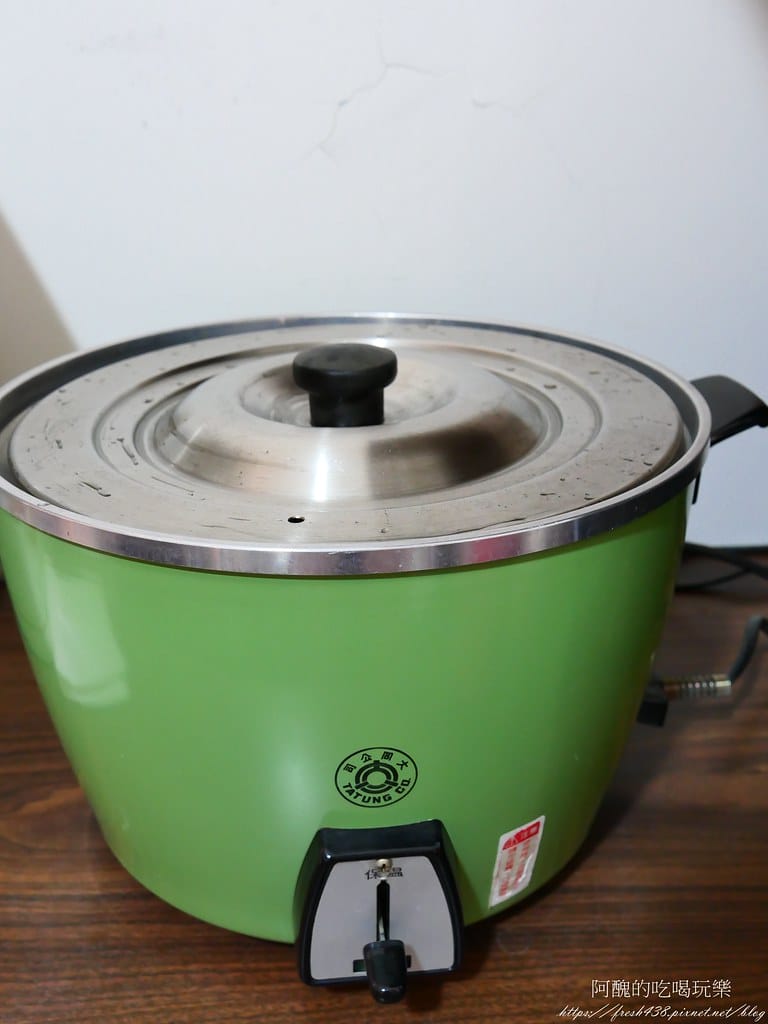 【電鍋食譜】香菇蓮藕雞湯,護肝、清肺的湯品,簡單又好喝。 - 第8張圖 P1038492