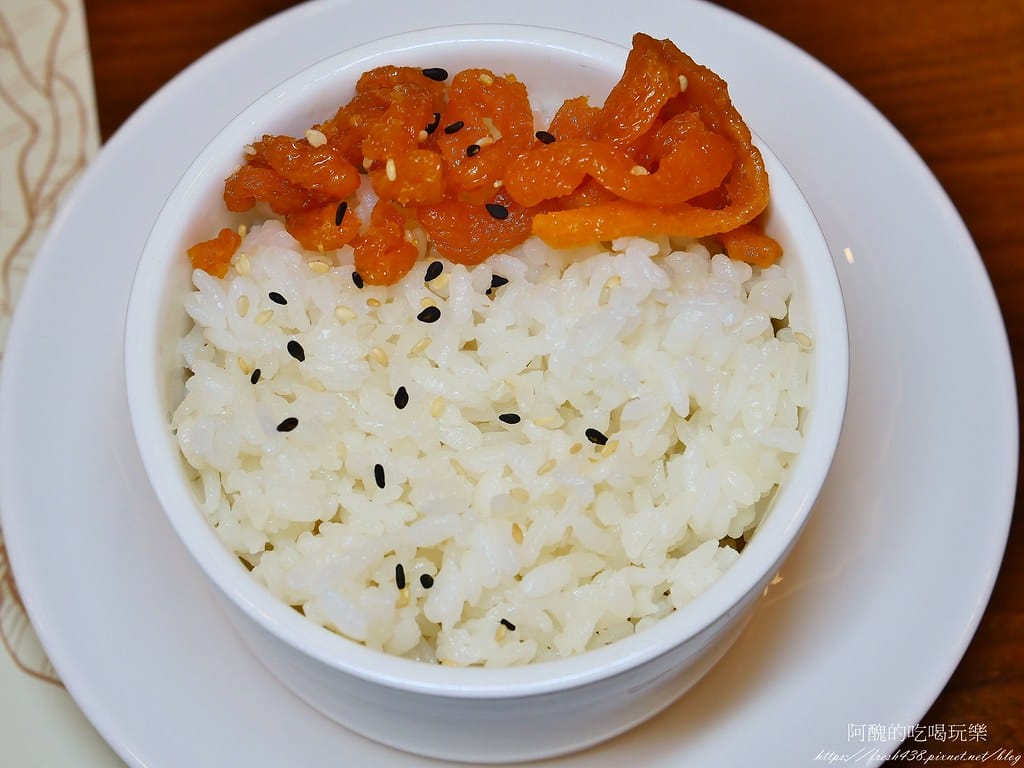 【宜蘭美食】山多利大飯店,防疫套餐好豐盛,魚肉鮮美、牛肉軟嫩,唐揚炸雞多汁味美。 - 第20張圖 10