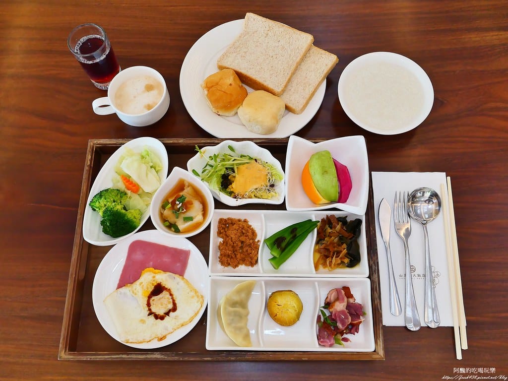【宜蘭親子飯店】山多利大飯店,一泊三食好輕鬆,獨棟遊戲室超夢幻,附設泳池、戲水池、桑拿浴池、泡腳區。 - 第135張圖 79-15
