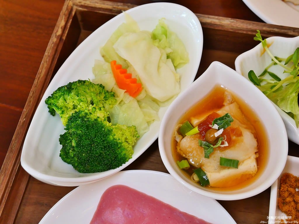 【宜蘭親子飯店】山多利大飯店,一泊三食好輕鬆,獨棟遊戲室超夢幻,附設泳池、戲水池、桑拿浴池、泡腳區。 - 第139張圖 79-13