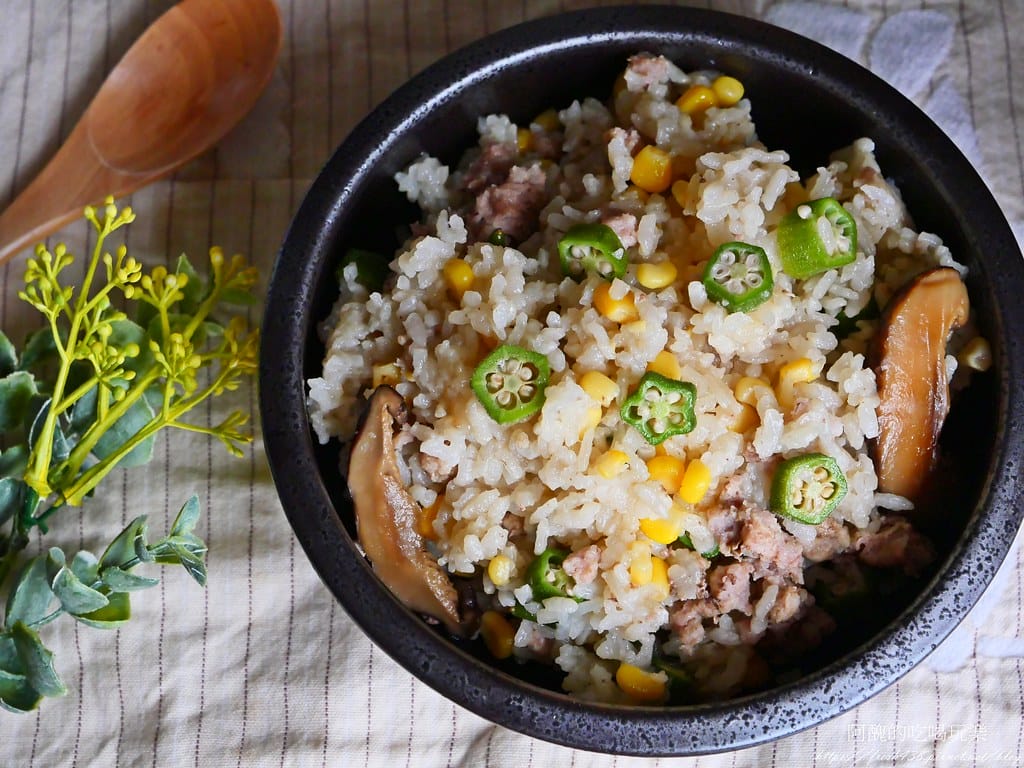 【電鍋食譜】玉米秋葵豬肉炊飯,滑順美味,好吃到讓人想流淚。 - 第10張圖 P1039395