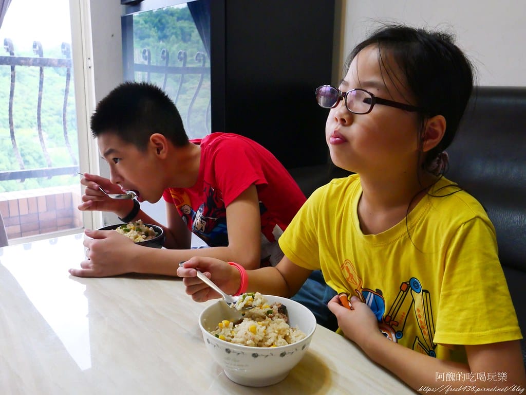 【電鍋食譜】玉米秋葵豬肉炊飯,滑順美味,好吃到讓人想流淚。 - 第13張圖 P1039399