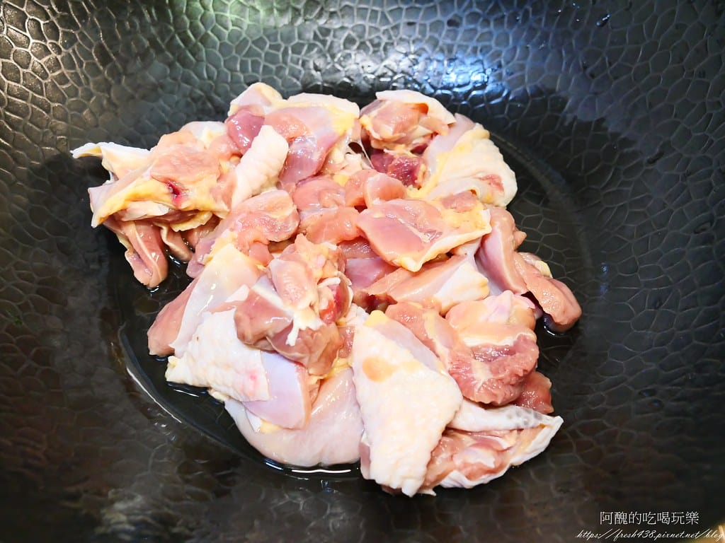 蔥爆雞腿,10分鐘上菜,鹹香下飯一級棒。 - 第3張圖 P1039516